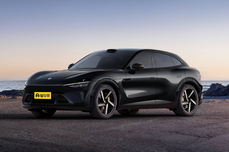 #科技资讯小米汽车又一款车型完成备案！雷军：预计六、七月上市小米集团董事长兼 CEO 雷军于昨日晒出小米 YU7 的视频和照片